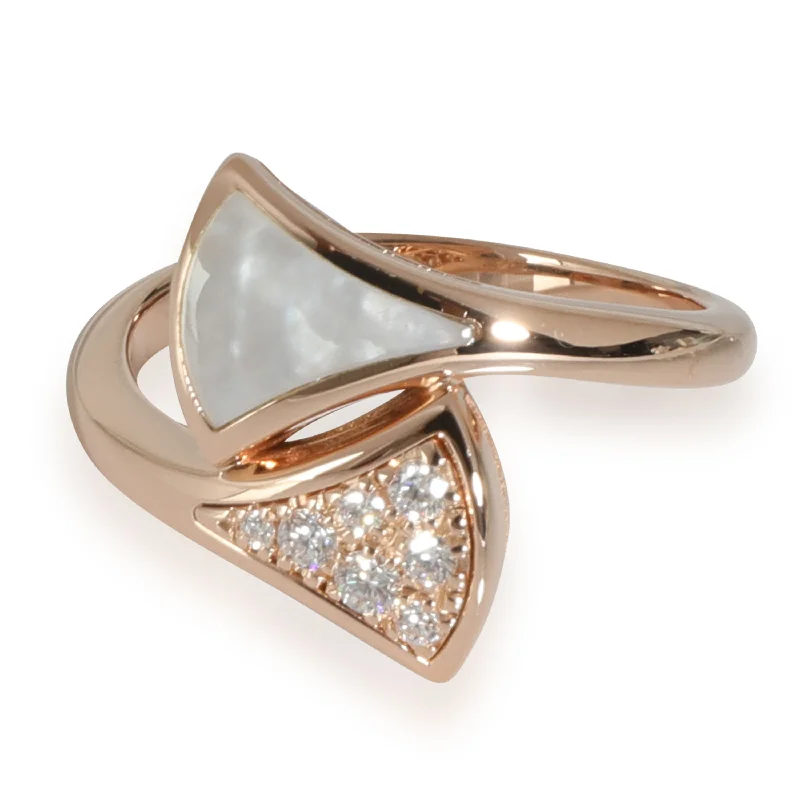 Rings with tourmaline gems for bold hues -BVLGARI Diva's Dream Mother Of Pearl Ring in 18k Yellow Gold 0.08 CTW