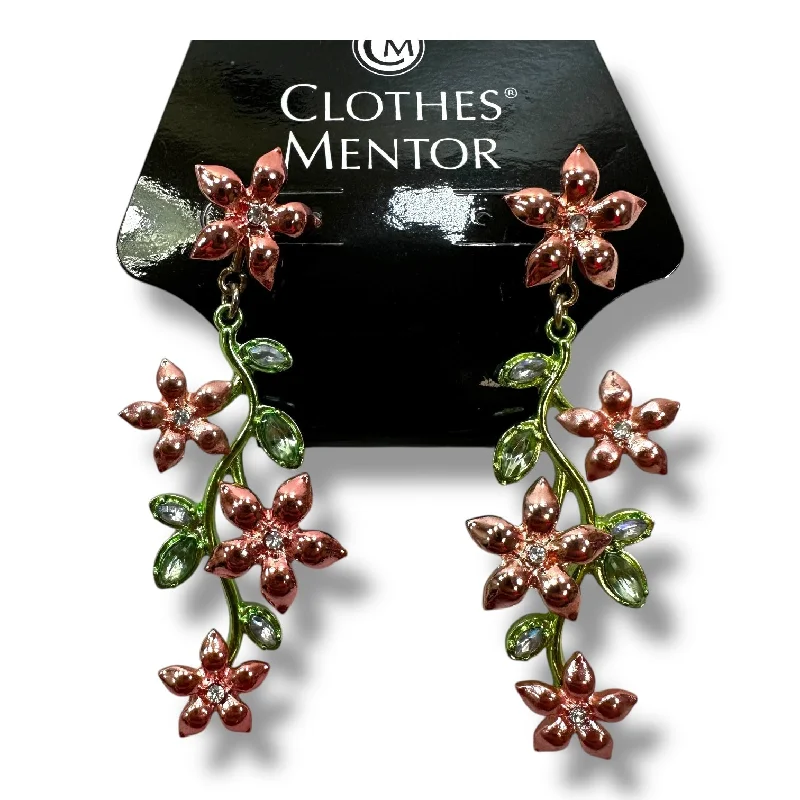 Drop Earrings with Floral Motifs -Earrings Dangle/drop By Cme