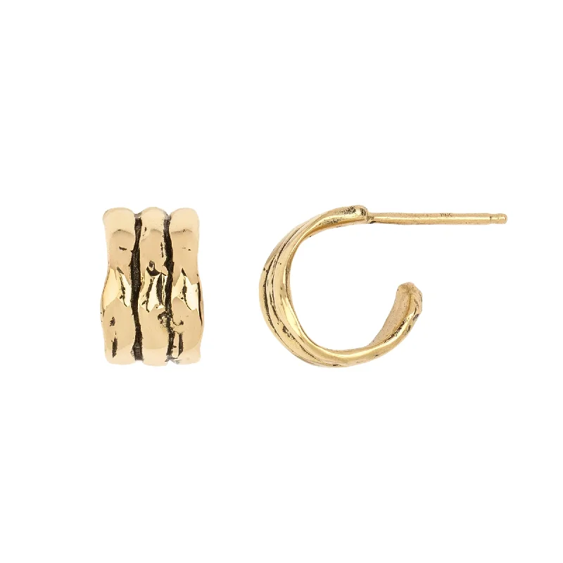 Hoop earrings with pearl accents for a chic and classic style-14K Gold Ridged Huggie Earring